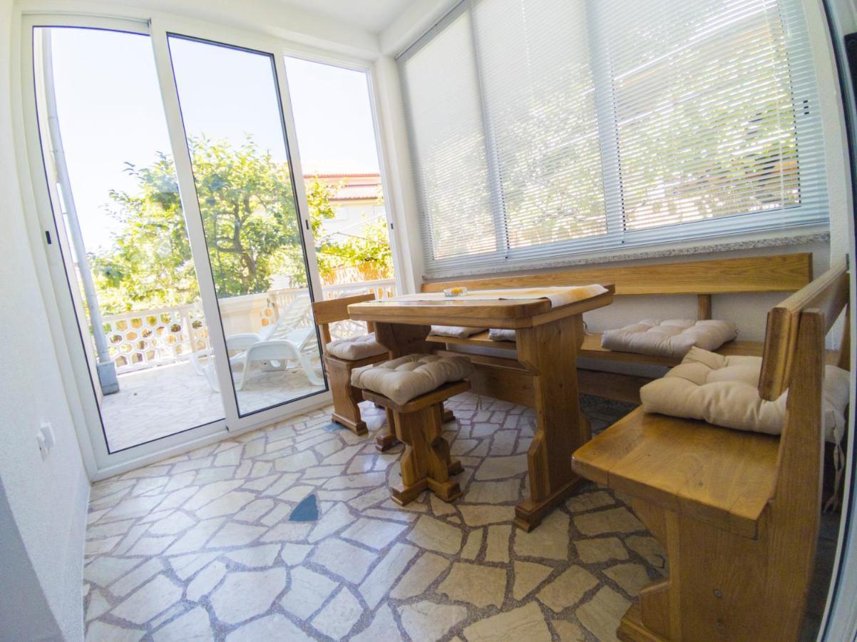 Apartmani Cimerman Кърк Екстериор снимка