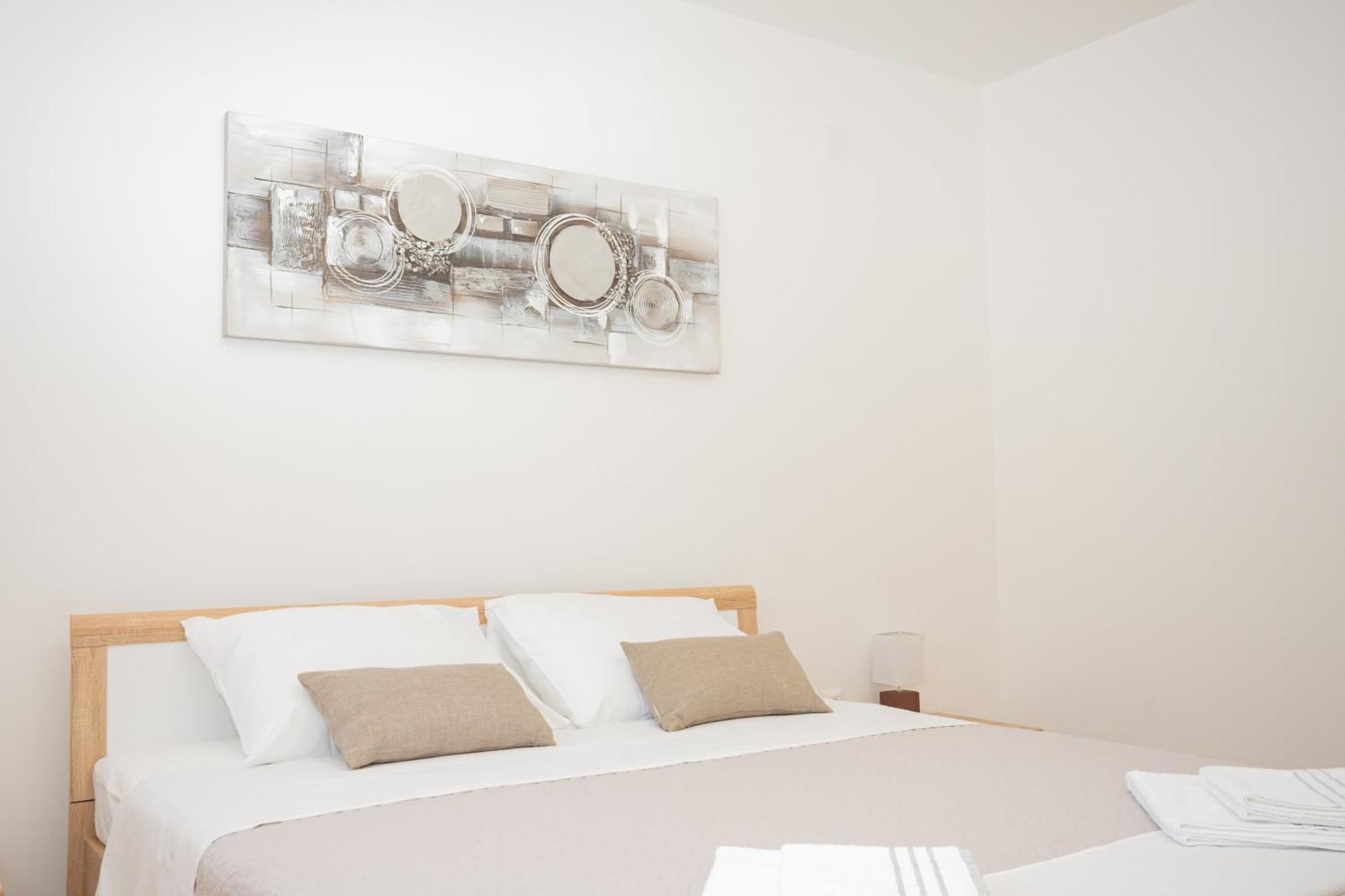 Apartmani Cimerman Кърк Екстериор снимка